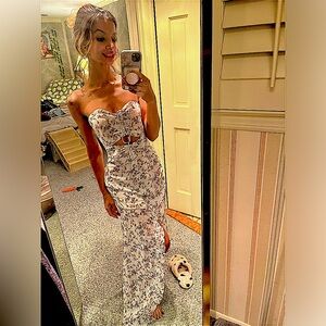 NWT Sabo Skirt Fiore Maxi Floral Strapless Flowy Dress